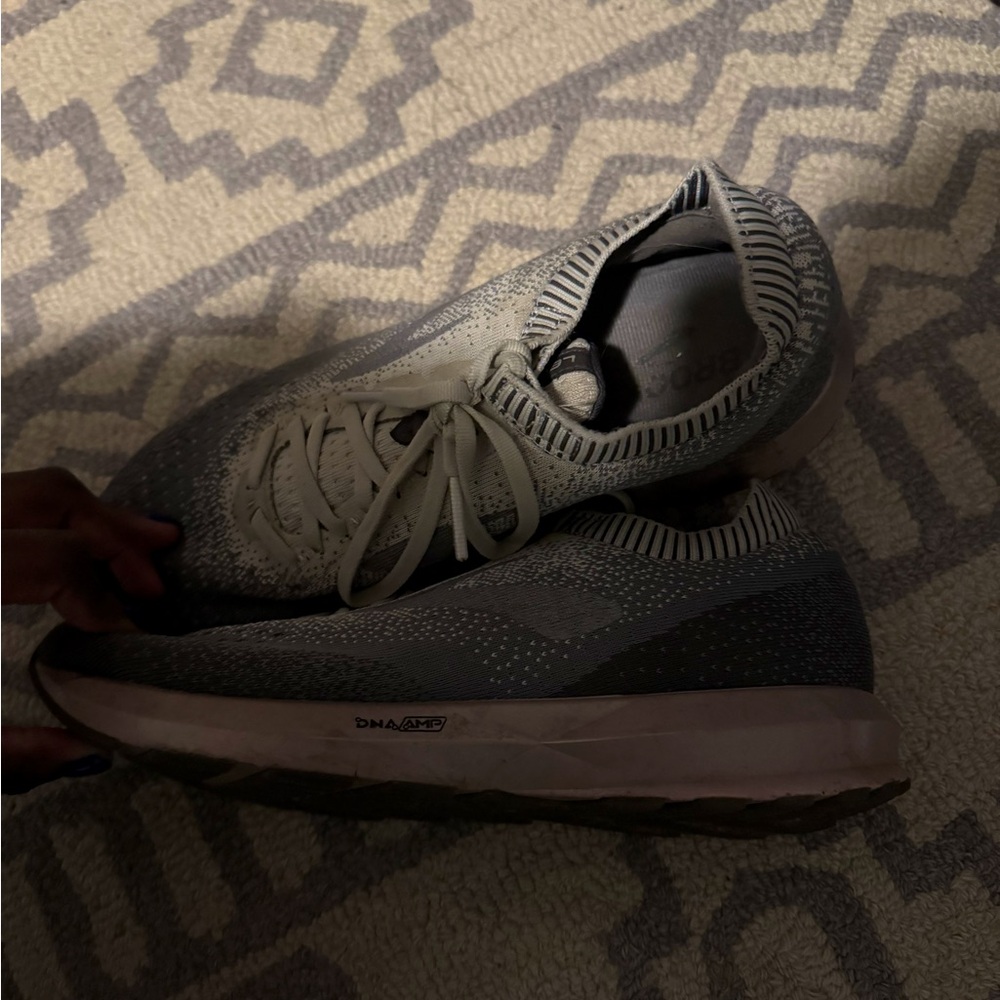 Brooks Running Shoes
Worn but stilll lots of life left